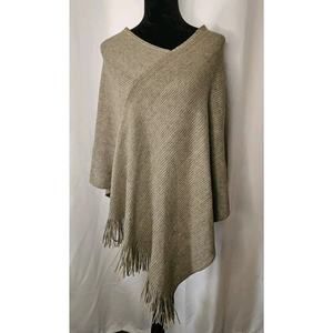 Steve Madden Women's Grey Tasseled Fringe Poncho Cape One Size Two-Tone